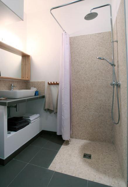 باريس La Cour Du 5Eme - Chambre D'Hotes المظهر الخارجي الصورة